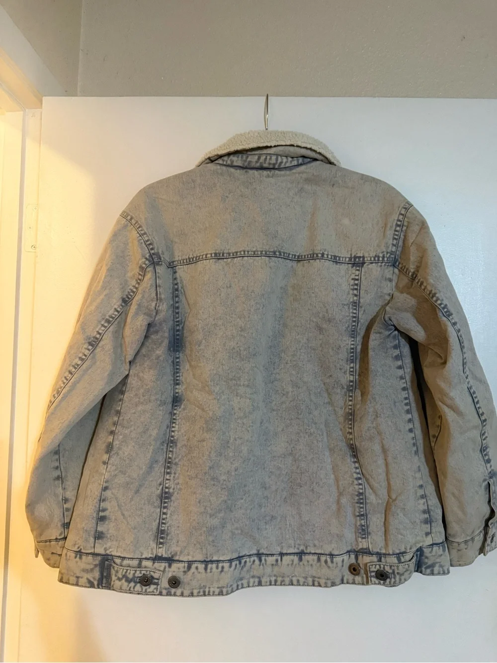 Levi’s Light Acid Wash Sherpa Lined Denim Trucker Jacket